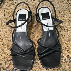 Dolce vita sandals